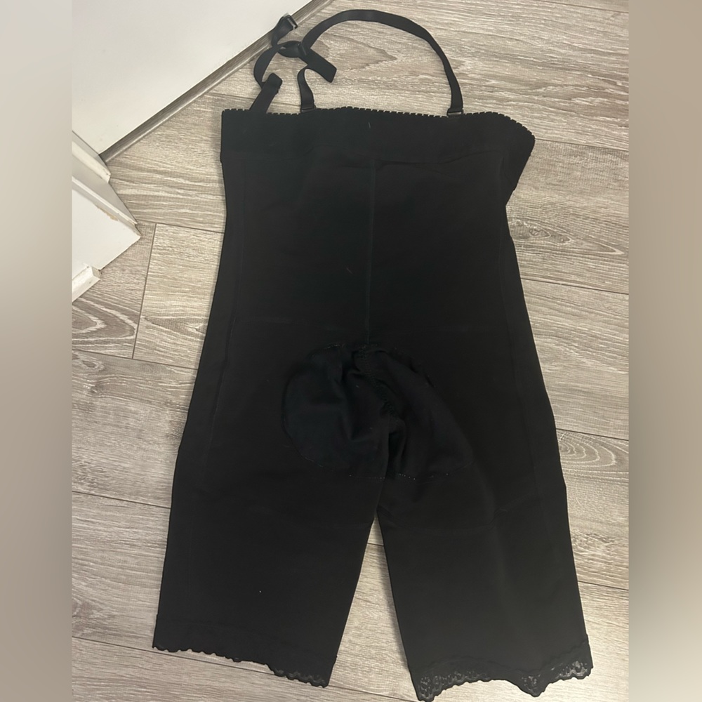 BODY SHAPEWEAR